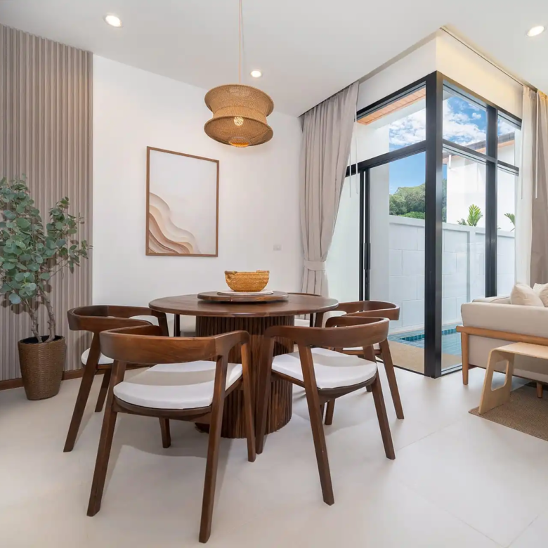 Goldena City Gems Kamala corner dining with garden pool outlook