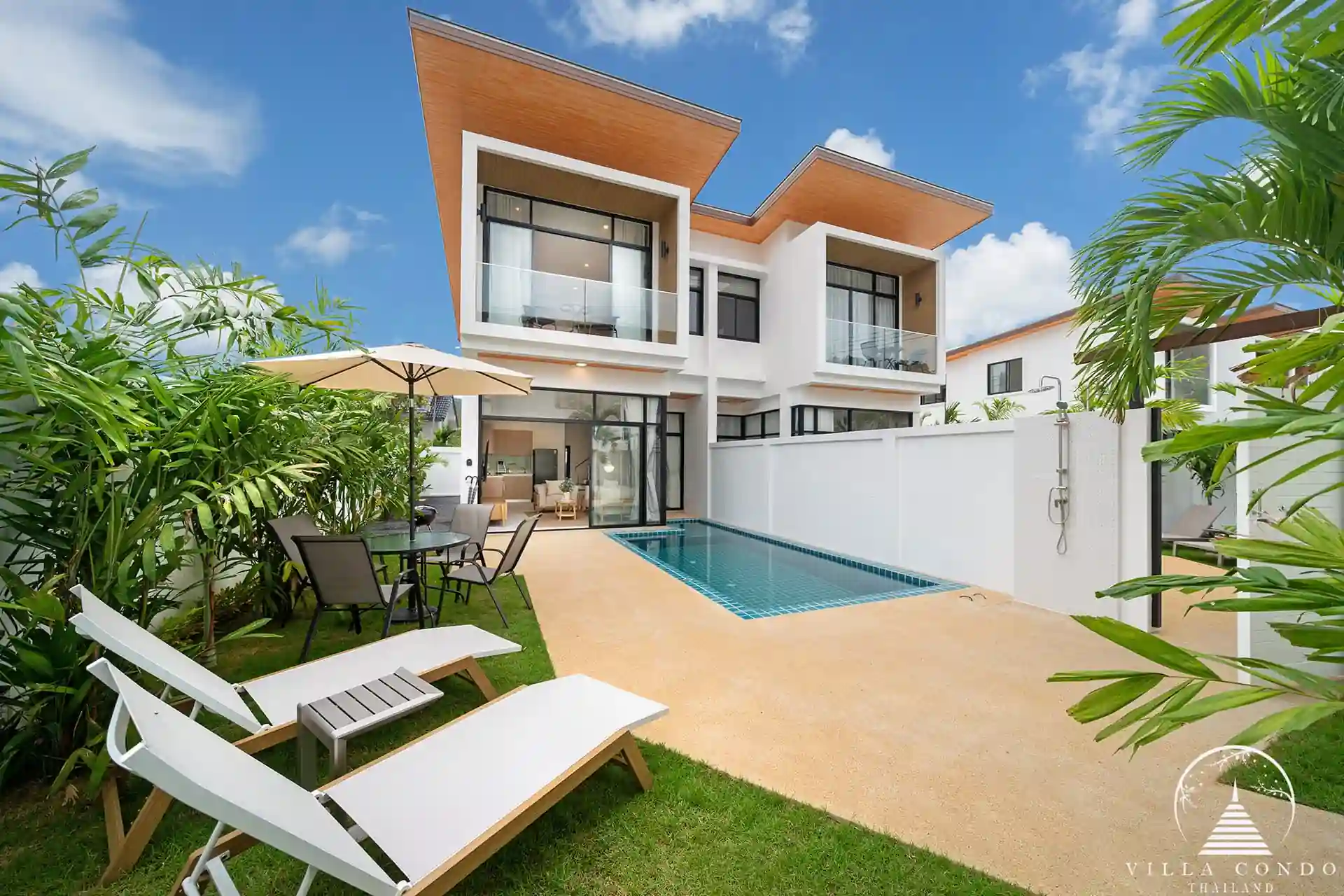 Goldena City Gems Kamala private pool terrace with loungers